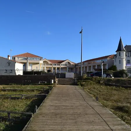 2 Pieces, Terrasse, Proche Plage, 4 Couchages, St Hilaire De Riez - Fr-1-224-308